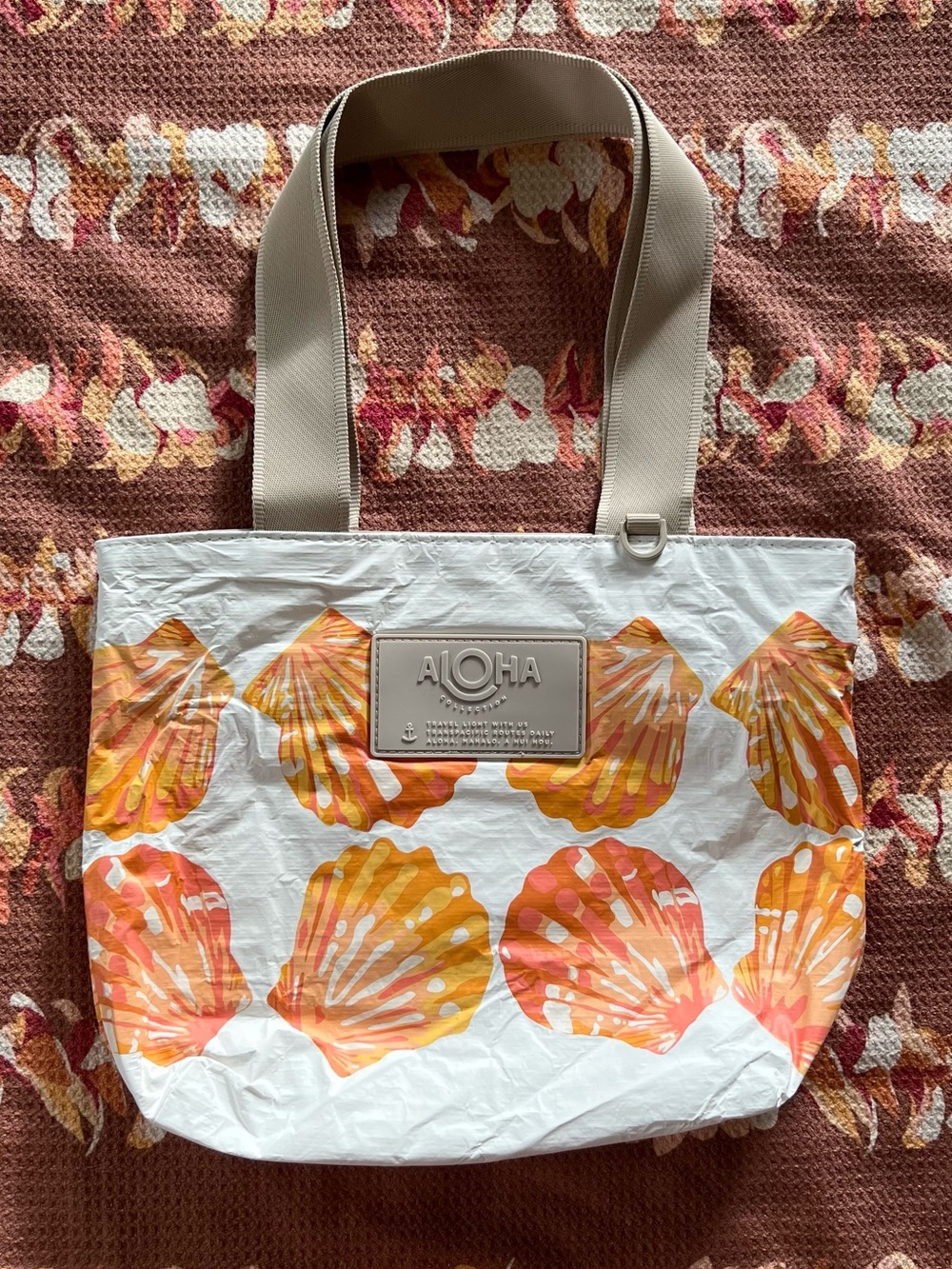 Aloha Collection Sunrise Shell Mini Tripper